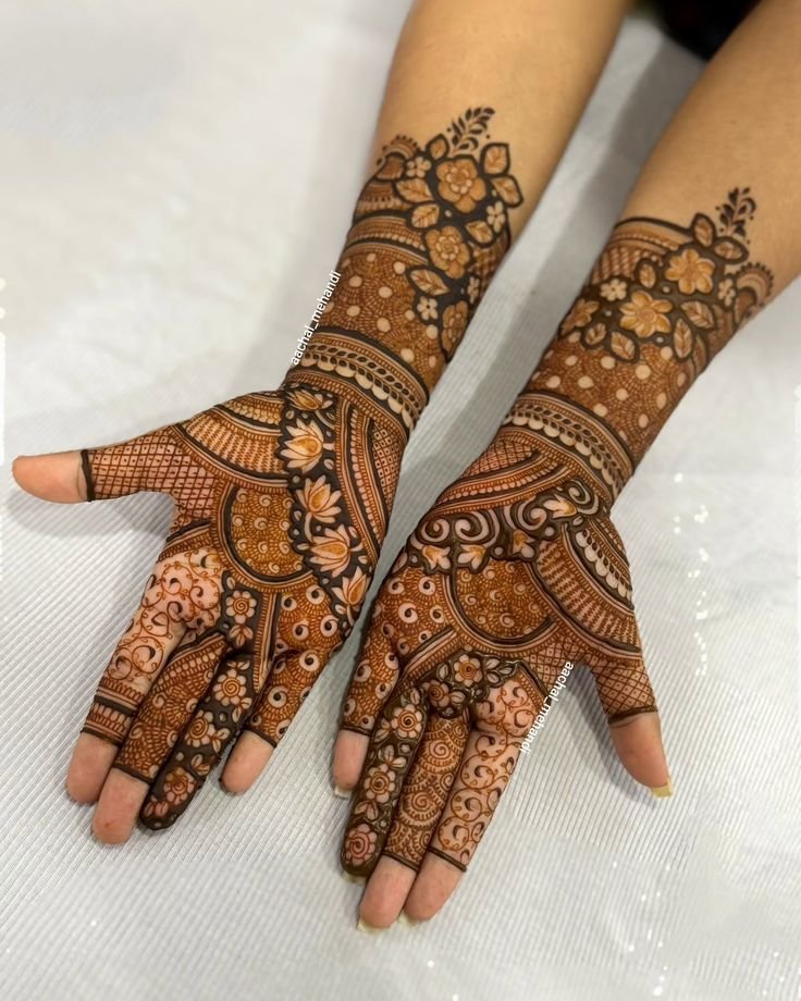Traditional Floral Mehndi